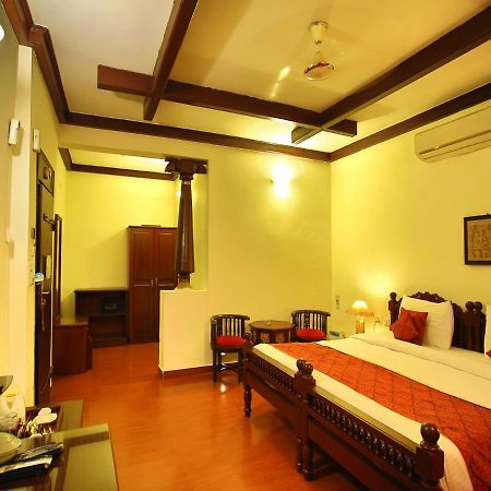 Aalankrita Resort & Convention Secunderabad Екстер'єр фото