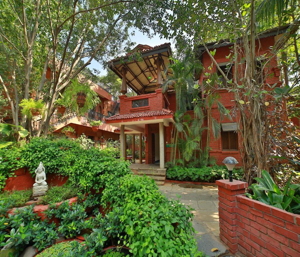 Aalankrita Resort & Convention Secunderabad Екстер'єр фото